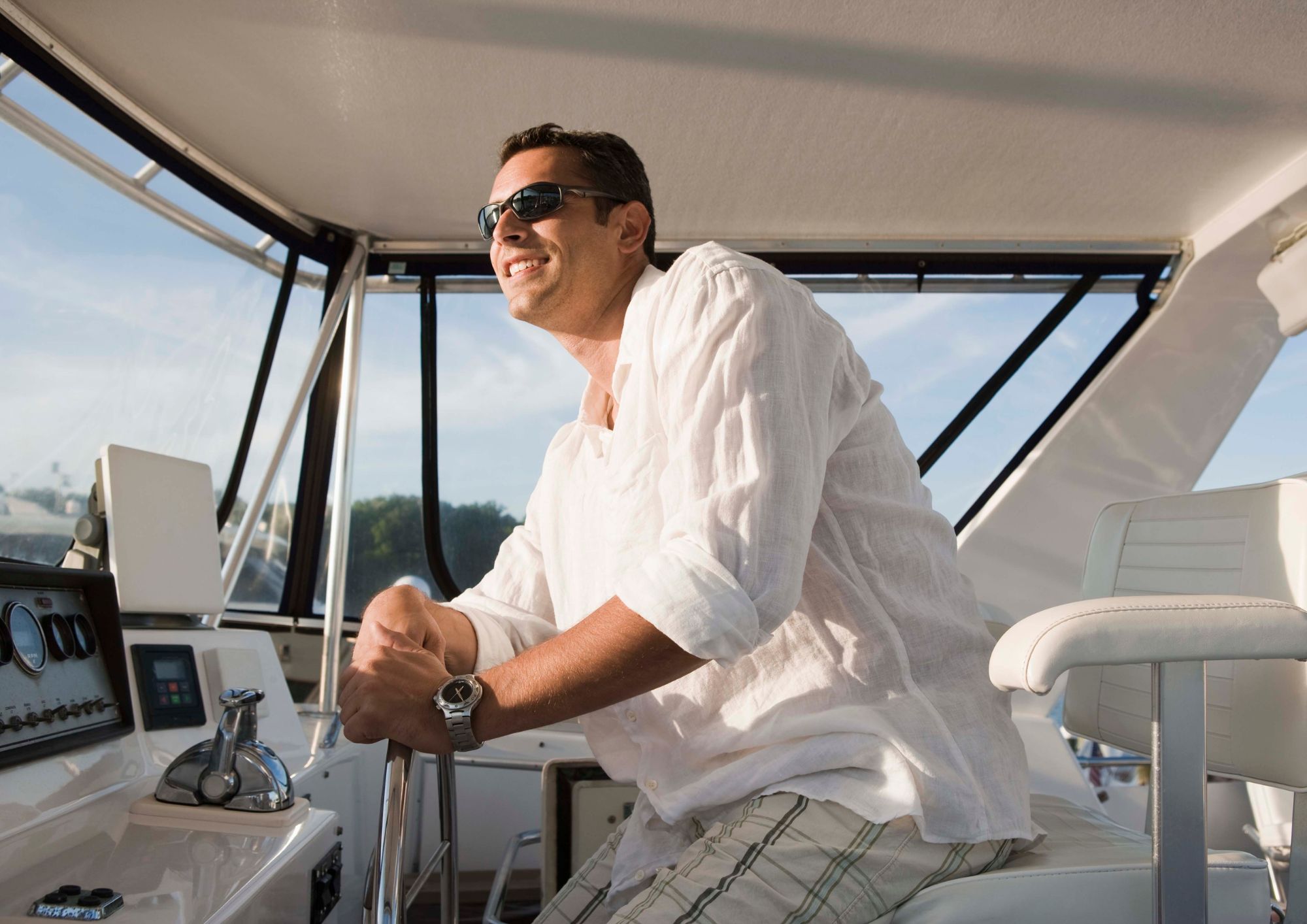 cuanto cuesta barco espana